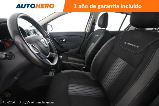 Dacia Sandero 0.9 TCe SL Nomada - 