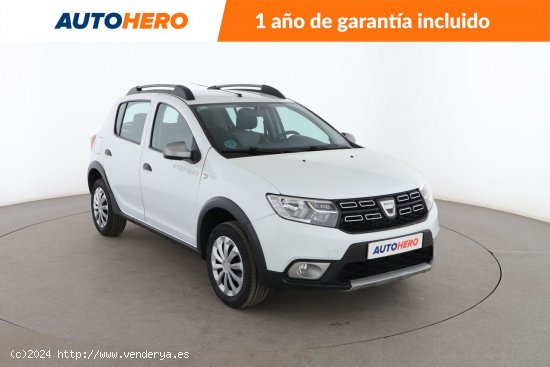 Dacia Sandero 0.9 TCe Stepway Essential - 