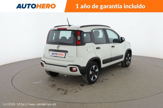 Fiat Panda 1.0 MHEV City Cross - 