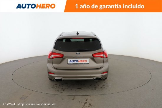 Ford Focus 1.5 Ecoboost 110kW Vignale Auto Sportb. - 