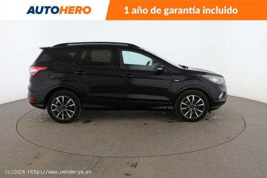 Ford Kuga 2.0 TDCi ST-Line - 