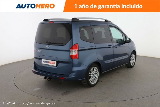 Ford Tourneo Courier 1.0 EcoBoost Titanium - 