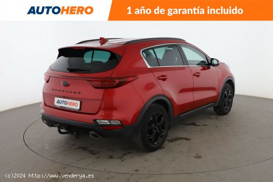 Kia Sportage 1.6 GDI Black Edition 2WD - 