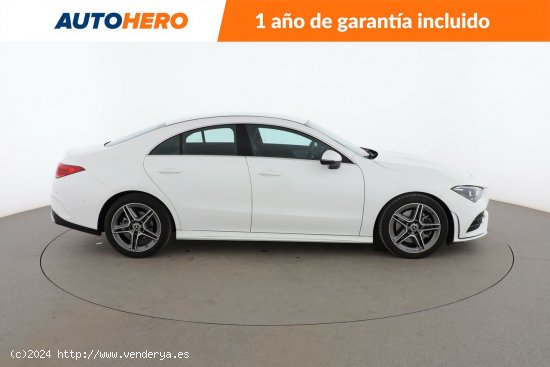 Mercedes CLA 200 AMG Line - 