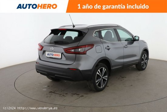 Nissan Qashqai 1.3 DIG-T N-Connecta - 