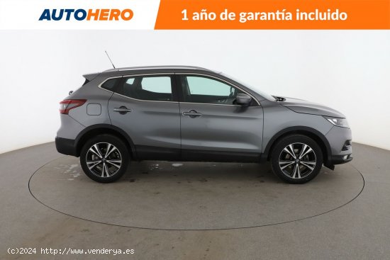 Nissan Qashqai 1.3 DIG-T N-Connecta - 