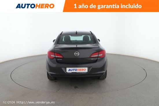 Opel Astra 1.7 CDTI Selective - 