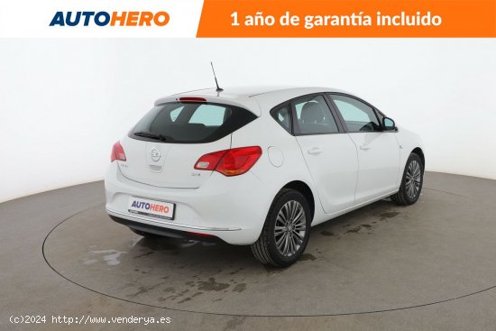 Opel Astra 1.7 CDTI Selective - 