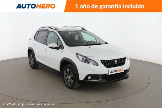 Peugeot 2008 1.2 PureTech Signature - 