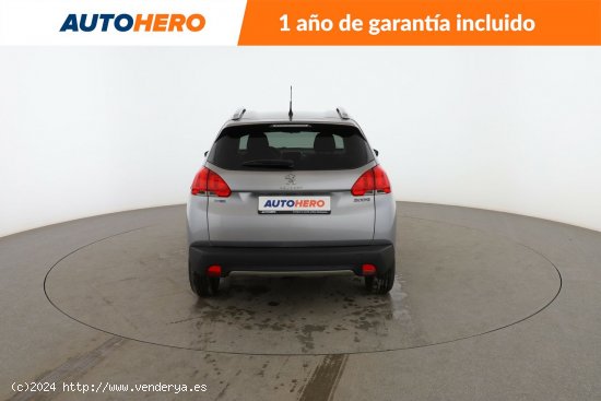 Peugeot 2008 1.6 BlueHDI Style - 