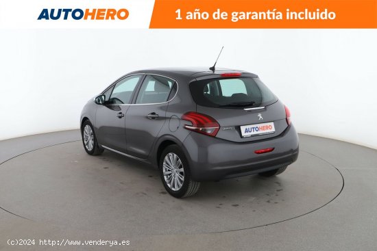 Peugeot 208 1.2 PureTech Allure - 