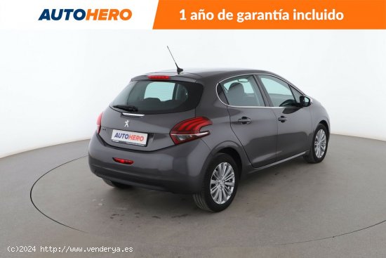 Peugeot 208 1.2 PureTech Allure - 