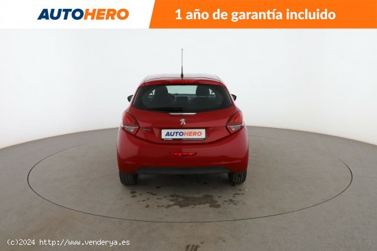 Peugeot 208 1.2 PureTech Allure - 