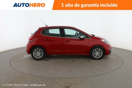 Peugeot 208 1.2 PureTech Allure - 