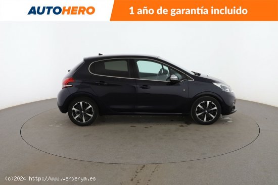 Peugeot 208 1.2 PureTech Tech Edition - 