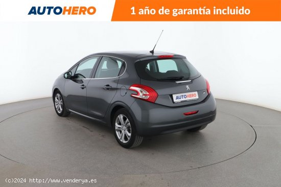 Peugeot 208 1.6 e-HDi Allure - 