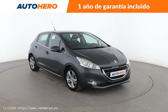 Peugeot 208 1.6 e-HDi Allure - 