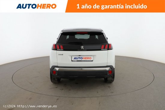 Peugeot 3008 1.2 PureTech Allure - 