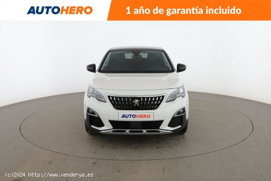 Peugeot 3008 1.2 PureTech Allure - 