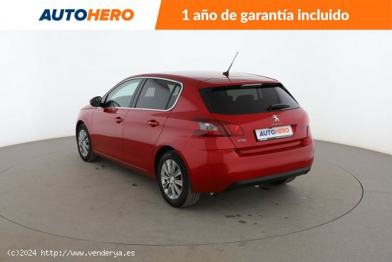 Peugeot 308 1.2 PureTech Allure - 