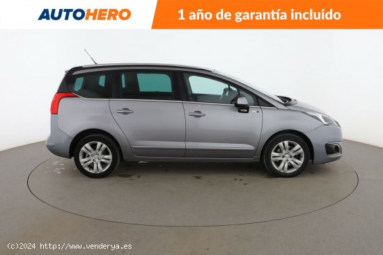 Peugeot 5008 1.2 PureTech Style - 