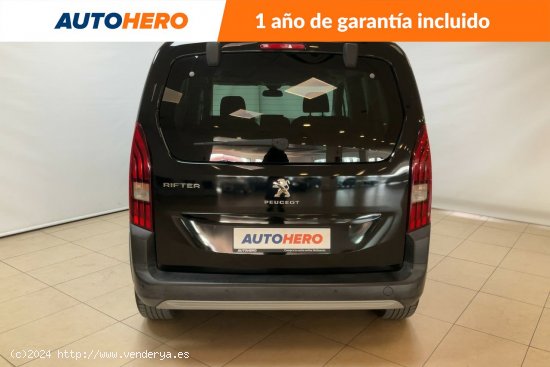 Peugeot Rifter 1.2 PureTech GT Line Standar - 