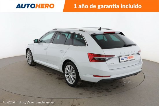 Skoda Superb 2.0 TDI Style - 