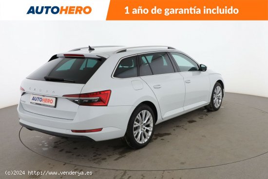 Skoda Superb 2.0 TDI Style - 