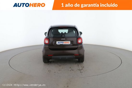 Smart Fortwo 0.9 Turbo Basis Passion - 