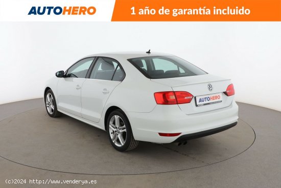 Volkswagen Jetta 2.0 TDI Sport - 