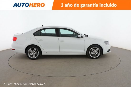 Volkswagen Jetta 2.0 TDI Sport - 