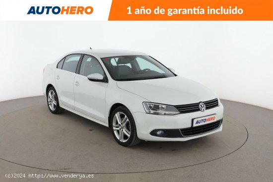 Volkswagen Jetta 2.0 TDI Sport - 