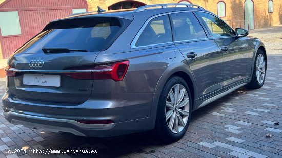 Audi A6 Allroad Quattro 45TDI - Gurb