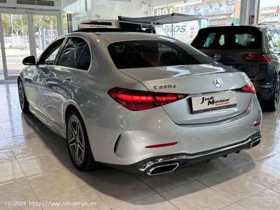 Mercedes Clase C 220D AMG-LINE 200CV.- 