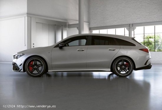 Mercedes CLA Shooting Brake 45s AMG - Madrid