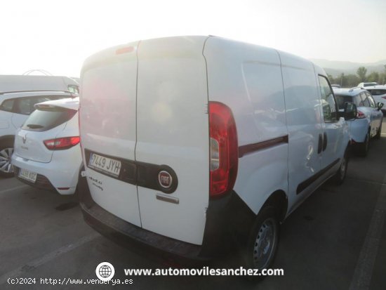 Fiat Doblo 1.3MJET FURGON - Santa Coloma de Gramanet