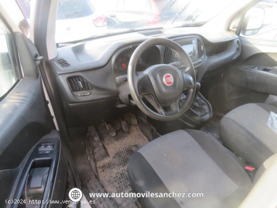 Fiat Doblo 1.3MJET FURGON - Santa Coloma de Gramanet