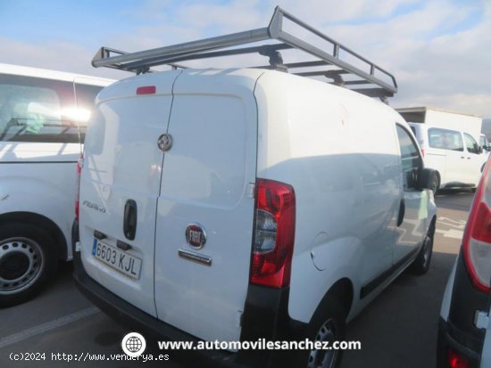 Fiat Fiorino 1.3MJET FURGON - Santa Coloma de Gramanet