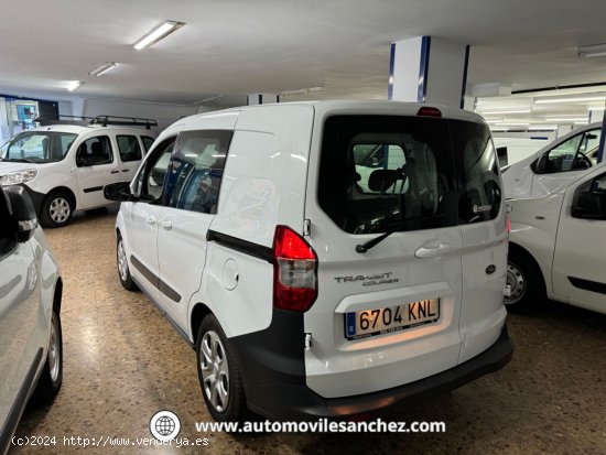 Ford Transit Courier 1.5TDCI COMBI-5 - Santa Coloma de Gramanet