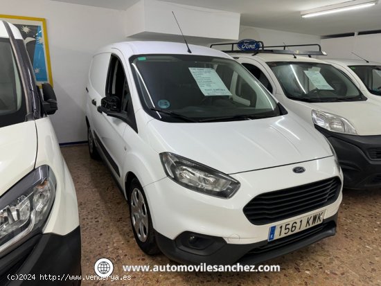  Ford Transit Courier 1.5TDCI FURGON - Santa Coloma de Gramanet 