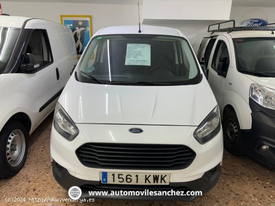 Ford Transit Courier 1.5TDCI FURGON - Santa Coloma de Gramanet