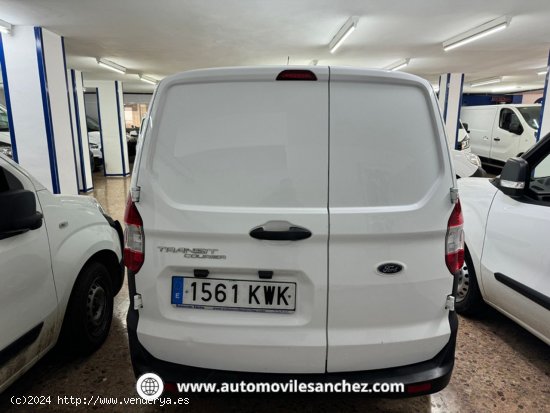 Ford Transit Courier 1.5TDCI FURGON - Santa Coloma de Gramanet