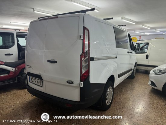 Ford Transit Custom 2.0TDCI COMBI - Santa Coloma de Gramanet