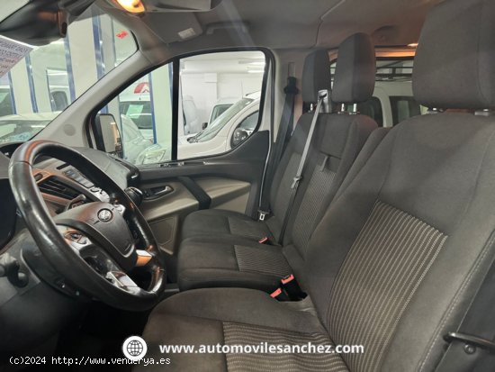 Ford Transit Custom 2.0TDCI COMBI - Santa Coloma de Gramanet