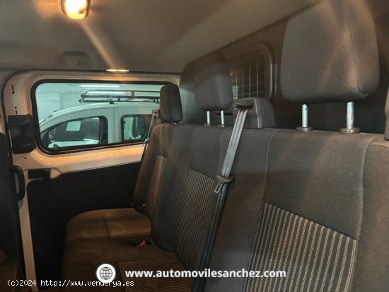 Ford Transit Custom 2.0TDCI COMBI - Santa Coloma de Gramanet