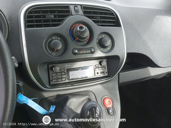 Renault Kangoo 1.5Dci COMBI-5 - Santa Coloma de Gramanet