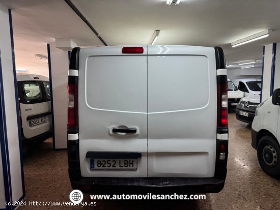 Renault Trafic 1.6Dci FURGON - Santa Coloma de Gramanet