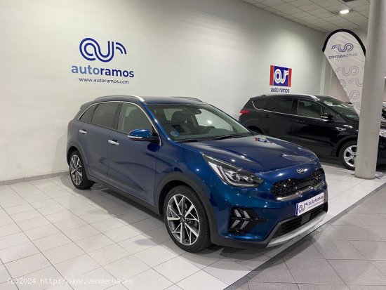 Kia Niro EMOTION 1.6 GDI HEV 141CV 5P - Terrassa