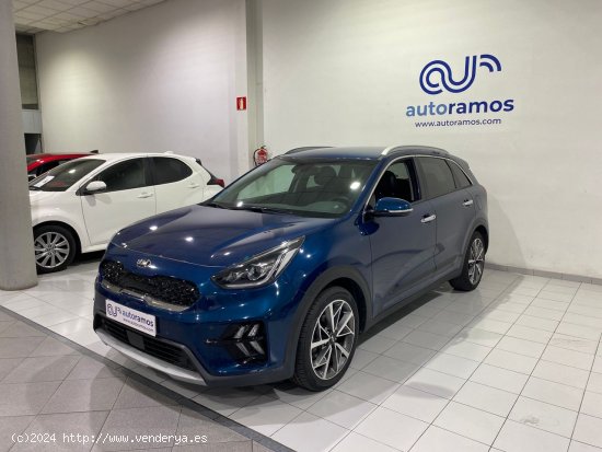 Kia Niro EMOTION 1.6 GDI HEV 141CV 5P - Terrassa