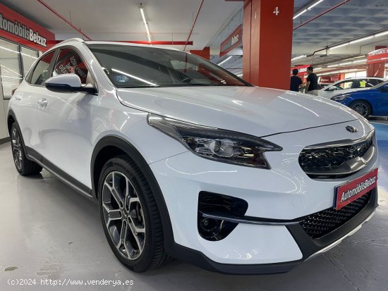 Kia XCeed 5 AÑOS GARANTÍA - El Prat de Llobregat